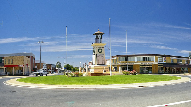 Leeton